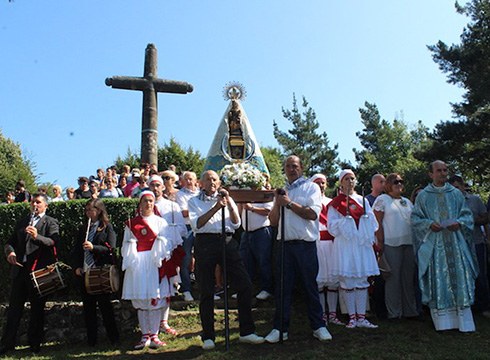 Arrateko jaiak ospatzeko antolatu dituzten jarduera guztiak eta ordutegiak