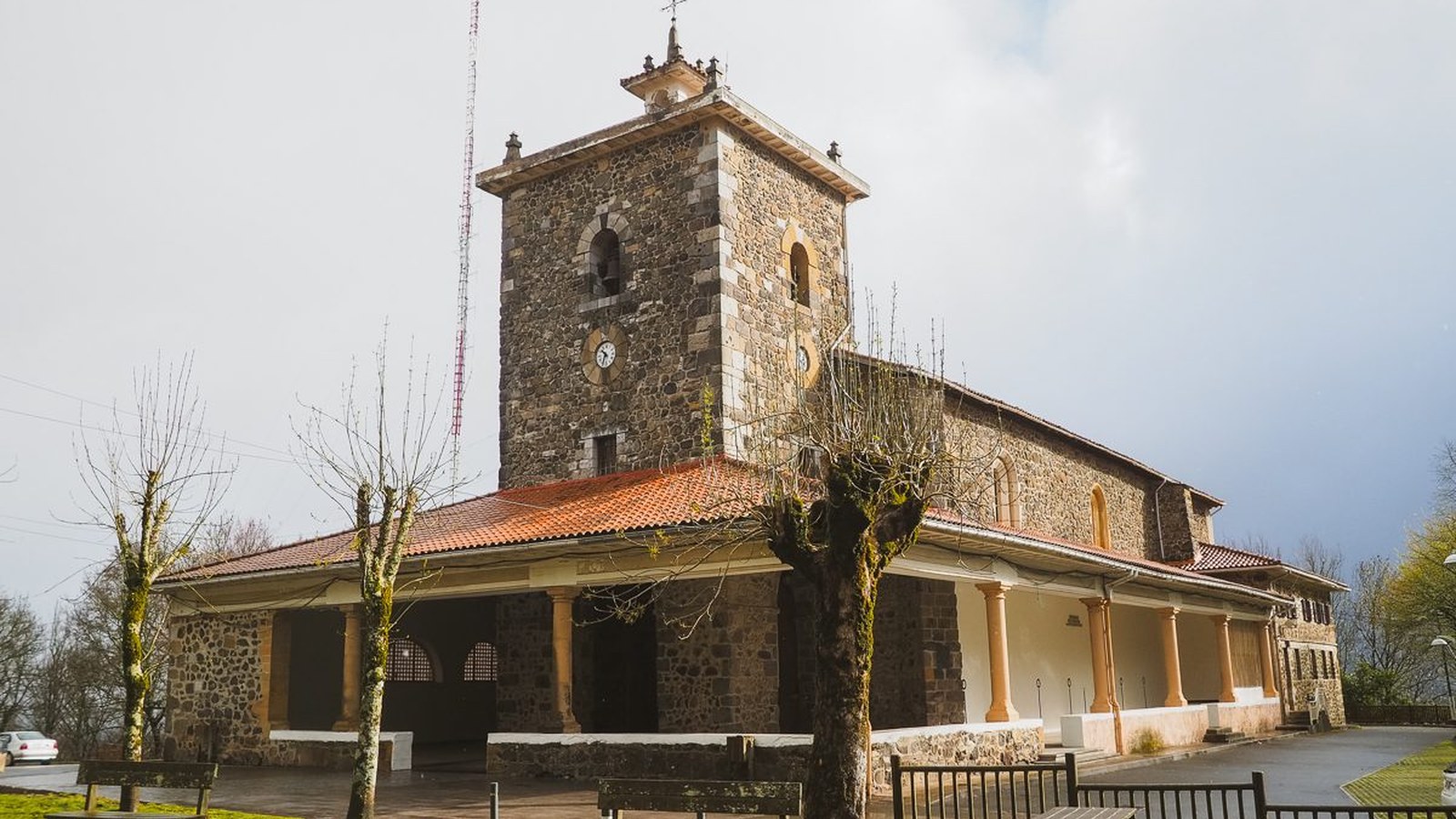 Arraten egingo da Ehun Mendietako Anaidiaren Eguna azaroaren 23an Arraten egingo da Ehun Mendietako Anaidiaren Eguna azaroaren 23an