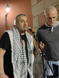 Arratsaldean ere ehundaka eibartar elkartu dira Untzagan, Gernika Palestina herri ekimenak egindako deiari erantzunez