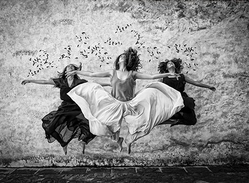 “Arteterapia eta feminitateak” tailerra antolatu dute barixakurako Arrate Kultur Elkartean