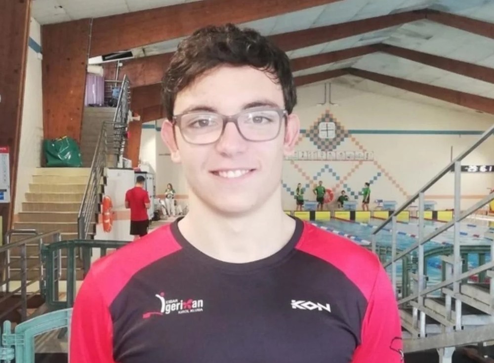 Asier Gomez gailendu zen Flysch Beltza itsas-zeharkaldian