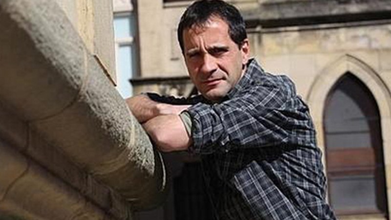 Asier Serranoren “Linbotarrak” Harixa Emoten-en