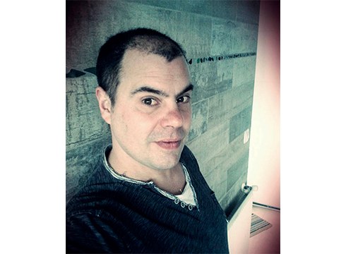 Asier Sota, aktorea: "Barruko amorrua bideratzeko mekanismoa da foballa askorentzat"