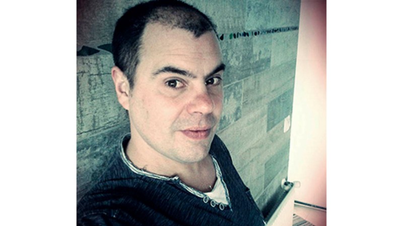 Asier Sota, aktorea: "Barruko amorrua bideratzeko mekanismoa da foballa askorentzat"