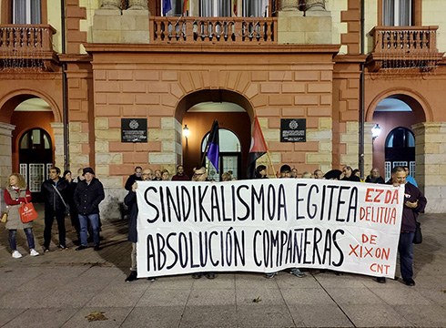 Askatasun sindikalaren aurkako erasoa salatzeko mobilizazio gehiago iragarri ditu CNT sindikatuak