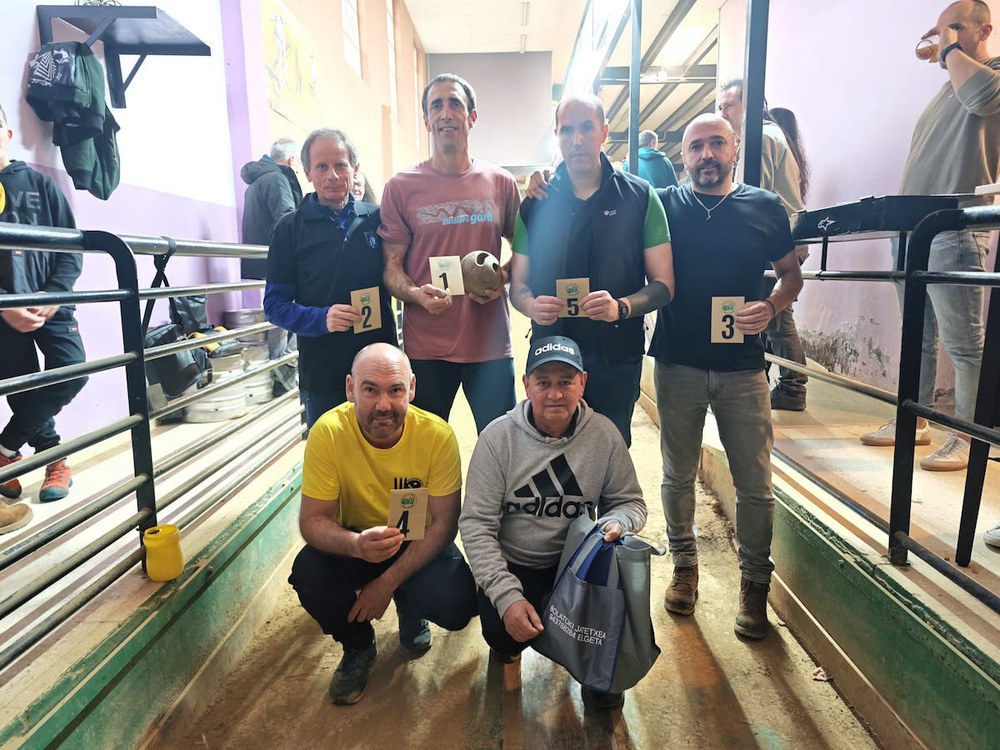 Asola Berriko bolariak ez ziren oso fin ibili Elgetako tiraldian