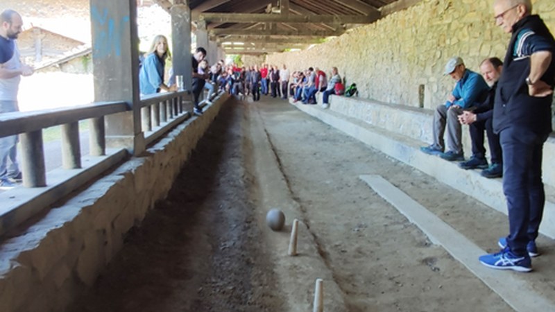 Asola Berriko bolariek Gipuzkoako hiru-txirlo txapelketa irabazteko aukera dute