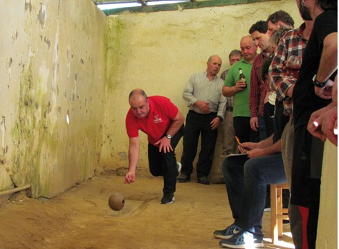 Asola Berrikoek indartsu ekin diote Euskal Herriko hiru-txirlo txapelketari