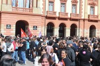 Aspaldiko manifestaziorik handiena egin da gaur eguerdian Eibarren