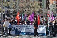 Aspaldiko manifestaziorik handiena egin da gaur eguerdian Eibarren