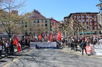 Aspaldiko manifestaziorik handiena egin da gaur eguerdian Eibarren