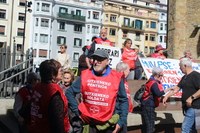 Aspaldiko manifestaziorik handiena egin da gaur eguerdian Eibarren