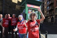 Aspaldiko manifestaziorik handiena egin da gaur eguerdian Eibarren