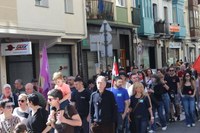 Aspaldiko manifestaziorik handiena egin da gaur eguerdian Eibarren