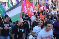 Aspaldiko manifestaziorik handiena egin da gaur eguerdian Eibarren