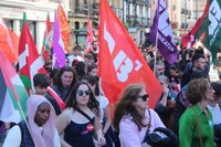 Aspaldiko manifestaziorik handiena egin da gaur eguerdian Eibarren