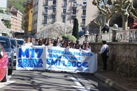 Aspaldiko manifestaziorik handiena egin da gaur eguerdian Eibarren