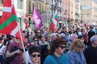 Aspaldiko manifestaziorik handiena egin da gaur eguerdian Eibarren