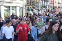Aspaldiko manifestaziorik handiena egin da gaur eguerdian Eibarren