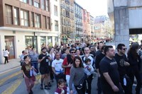 Aspaldiko manifestaziorik handiena egin da gaur eguerdian Eibarren