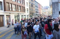 Aspaldiko manifestaziorik handiena egin da gaur eguerdian Eibarren