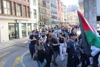 Aspaldiko manifestaziorik handiena egin da gaur eguerdian Eibarren