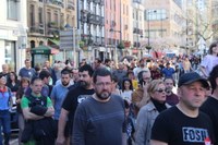 Aspaldiko manifestaziorik handiena egin da gaur eguerdian Eibarren