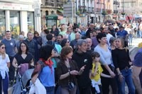 Aspaldiko manifestaziorik handiena egin da gaur eguerdian Eibarren