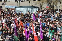 Aspaldiko manifestaziorik handiena egin da gaur eguerdian Eibarren