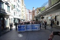 Aspaldiko manifestaziorik handiena egin da gaur eguerdian Eibarren