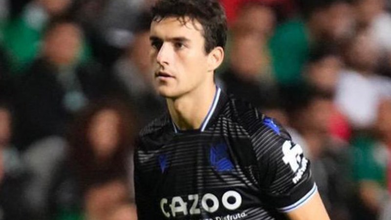 Aste ezin bereziagoa Realarekin Maguna Eibarko aurrelariarentzat