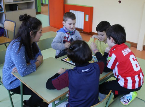 Jazinto Olabe ludotekan parte hartu nahi dutenek aste honetan eman beharko dute izena