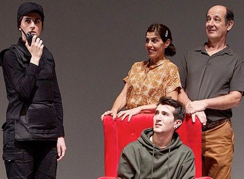 Aste honetan, euskarazko hiru antzezlan Antzerki Jardunaldietan