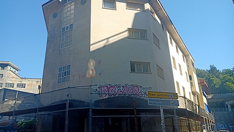 Aste honetan hasiko dira epaitegi zaharrean gazteentzako etxeak egiteko lanak