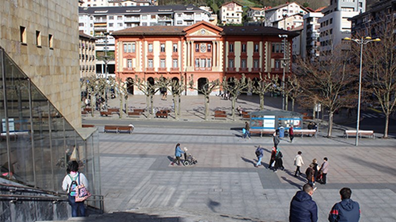 Aste Santu ostera arte erkidegoak itxita egotea nahi du Espaniako Gobernuak