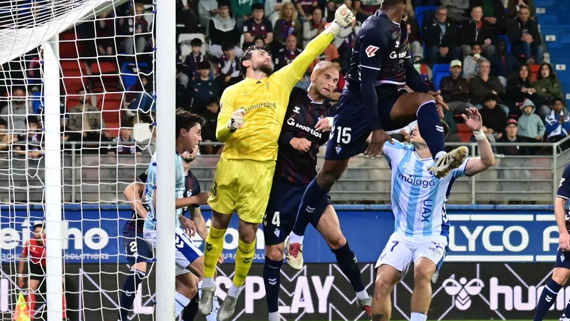 Asteburu beltza izan da SD Eibar-en lehen taldeentzat