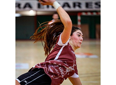 Asteburu bikaina Eibar Eskubaloiko talde nagusientzat