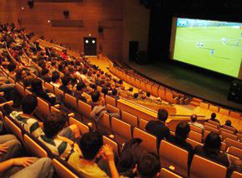 Asteburu honetan amaituko da zine proiekzioen ikasturtea Coliseoan