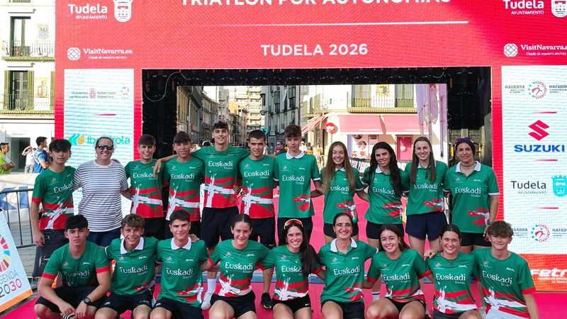 Asteburu oparoa JAZ Eibar Triatloi Taldearentzat hainbat probatan