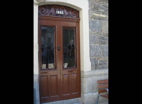 Astelehenean banatuko dira "Eibar aldeko euskara hiztegia" argazki lehiaketako sariak