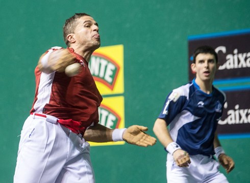 Astelena frontoiak ateak zabalduko ditu berriro domeka honetan, Aimar Olaizolari agur esateko