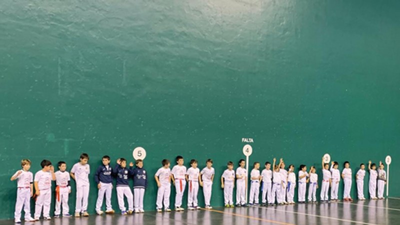 Astelenak giro berezia biziko du zapatuan Debarroko pilota eskoletako jardunaldian