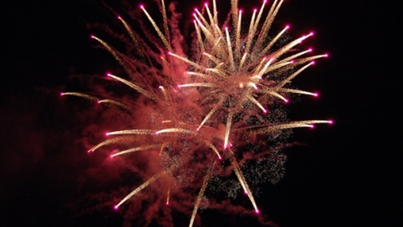 Astondoaren suzko erroberekin eta Cielitoren aintzinako doinuen erritmora agurtu ditugu sanjuanak