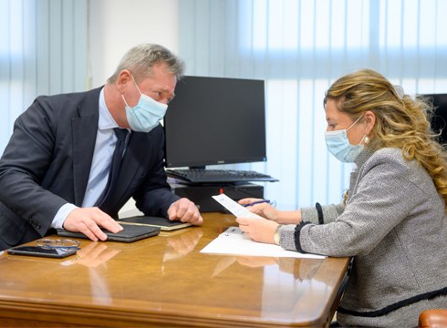 Astra-Zenecaren txertoa jasotzeari uko egiten dutenek txanda galduko dute