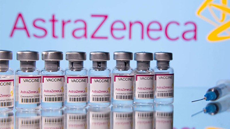 AstraZeneca txertoa bertan behera utzi dute Espainiak, Frantziak eta Alemaniak