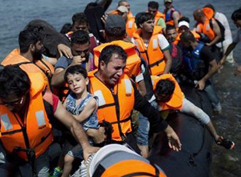 Asylum: Arrate Berasaluze (CARE), Ane Ojanguren eta Manu Ledoren bizipenak