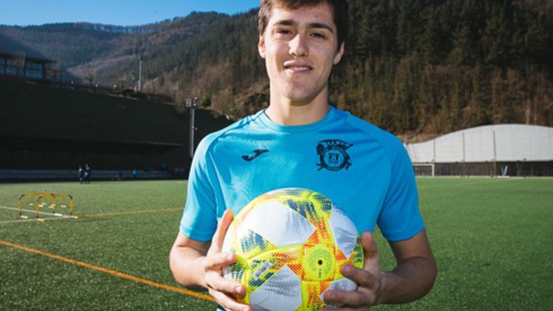 Athletic Clubek SD Eibarko Urko Izeta fitxatu du
