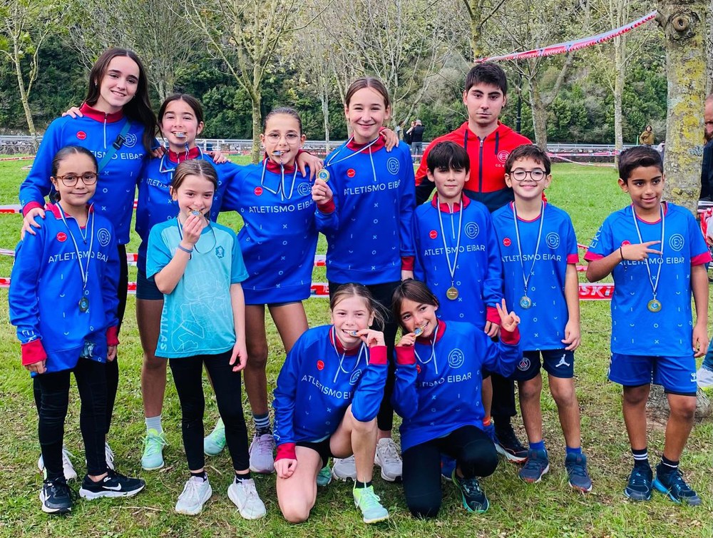 Atletismo Eskolakoak Orioko Krossean egon dira asteburuan