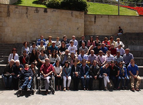 Atzegi elkarteko familiek eskualde mailako topaketa egin zuten zapatuan