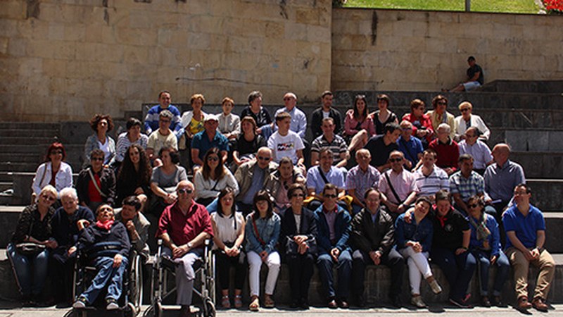 Atzegi elkarteko familiek eskualde mailako topaketa egin zuten zapatuan